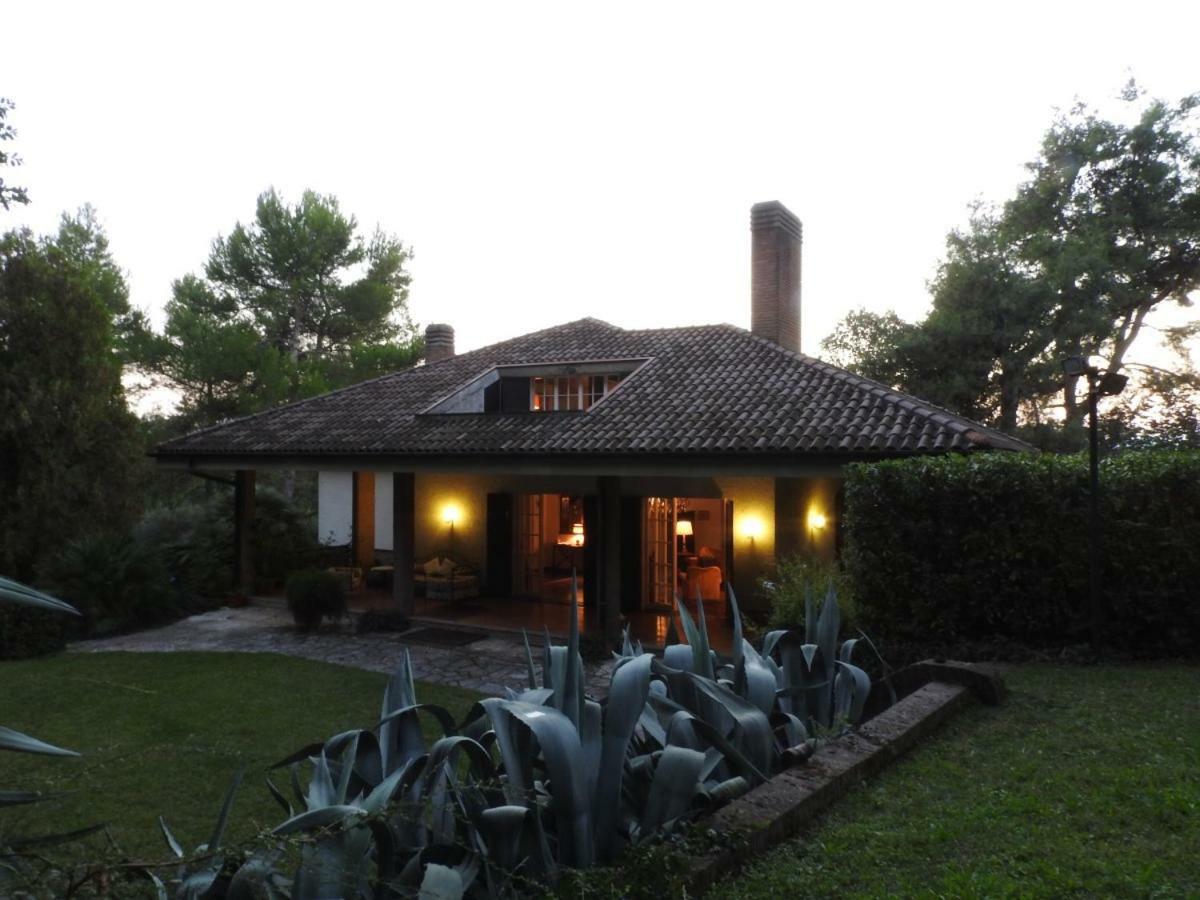 Villa Dall Acqua 페자로 외부 사진