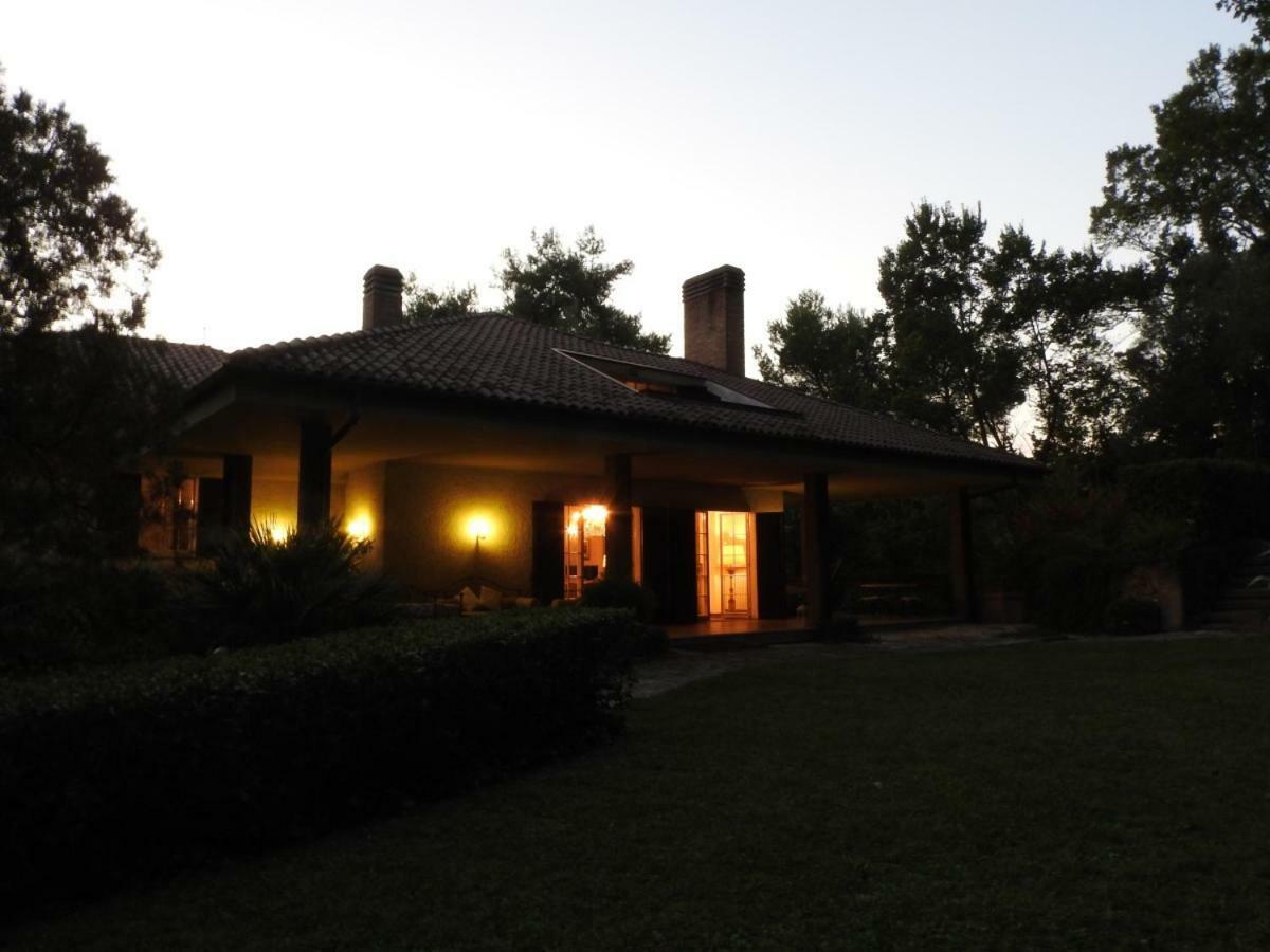 Villa Dall Acqua 페자로 외부 사진