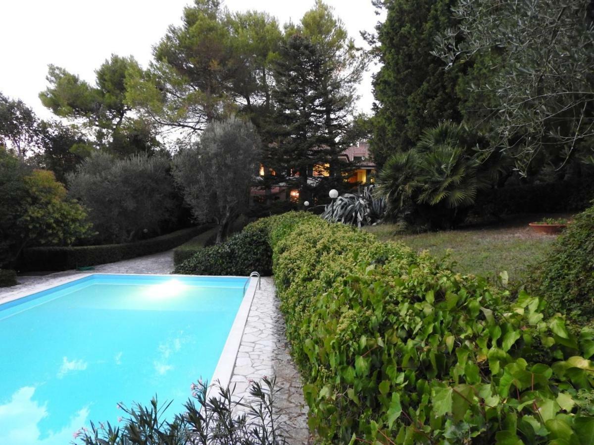 Villa Dall Acqua 페자로 외부 사진