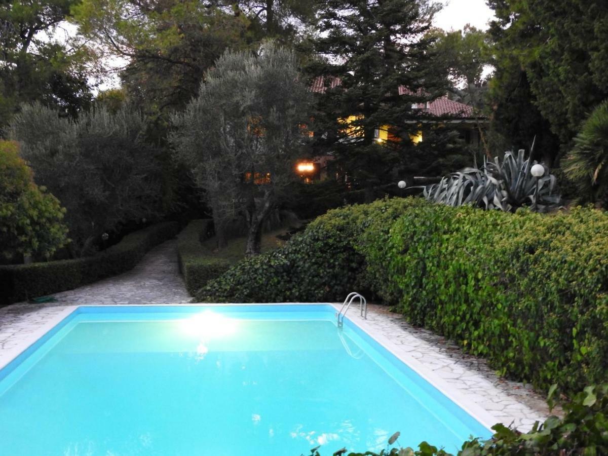 Villa Dall Acqua 페자로 외부 사진